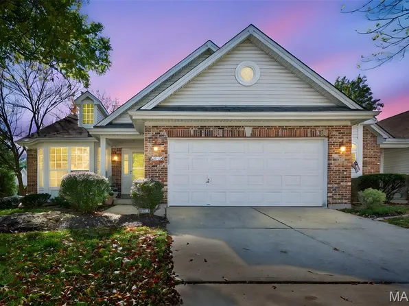 13118 Hickory Mill Ct, Saint Louis, MO 63146
