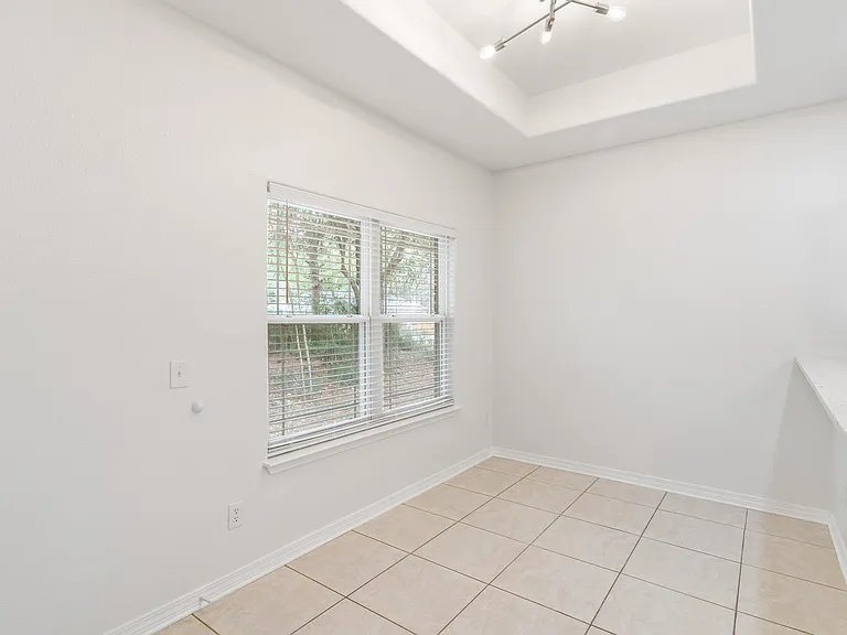 2031 Presidio St #2029 — Photo 16