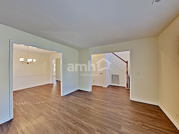 5th image of 2515 Port Kembla Dr