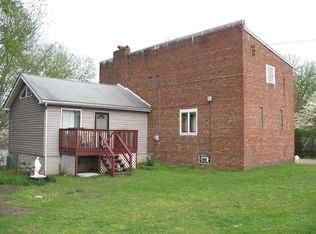 147 N 1st St, Connellsville, PA 15425