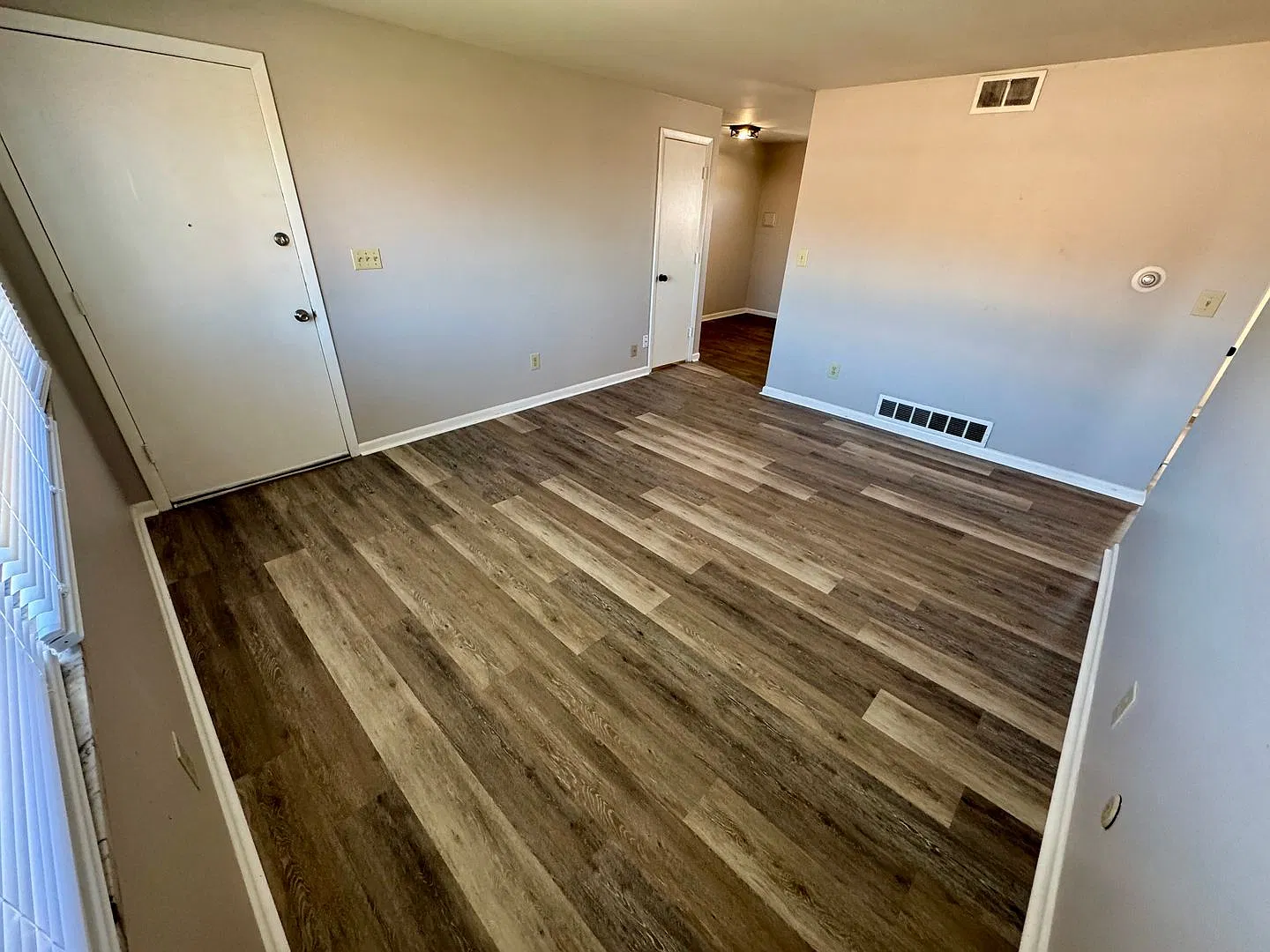 4944-4958 Arbor Village Drive — Photo 3