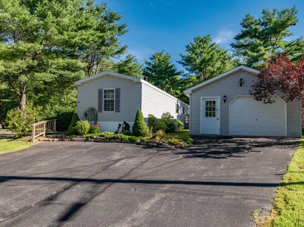 38 Woodlawn Circle, Randolph, ME 04346