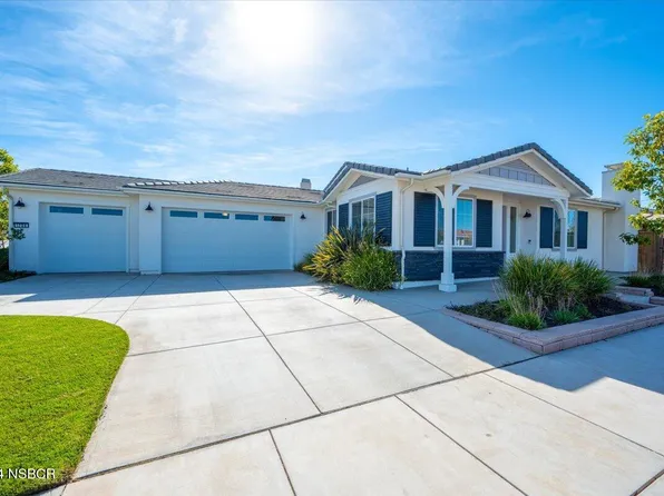 1208 Grand Meadow Way, Santa Maria, CA 93455