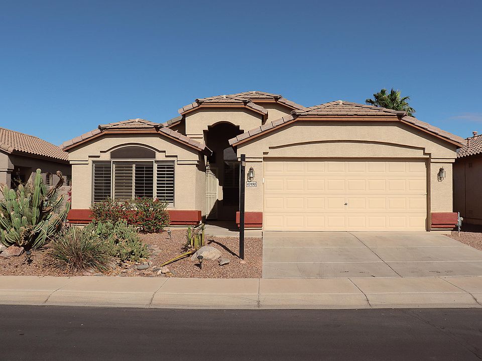 1st image of 42490 W Sparks Dr