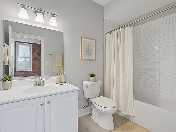 4th image of 1417 Tower Grove Ave #4387db118