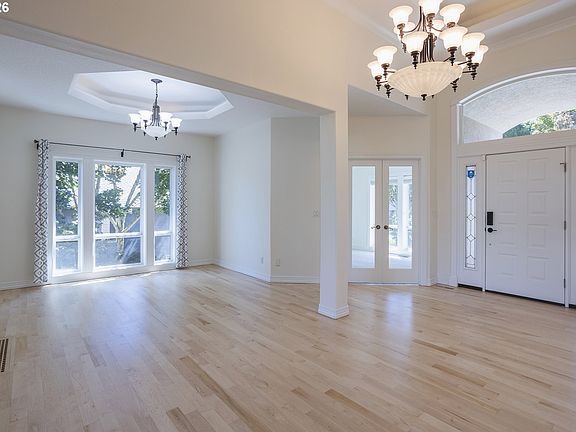 3rd image of 10520 SE Isaac Dr