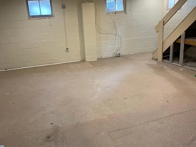 124 Homestead Dr — Photo 8