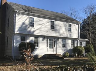 181 Rockland St, Dartmouth, MA 02748