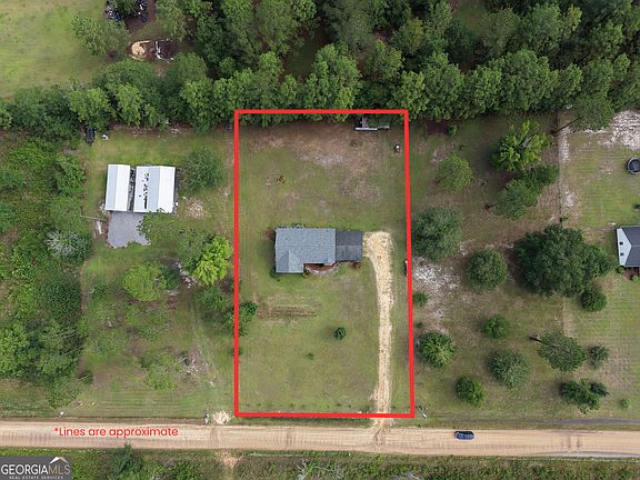 3rd image of 211 Wayenda Ct