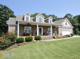 2416 Manor Way, Loganville, GA 30052