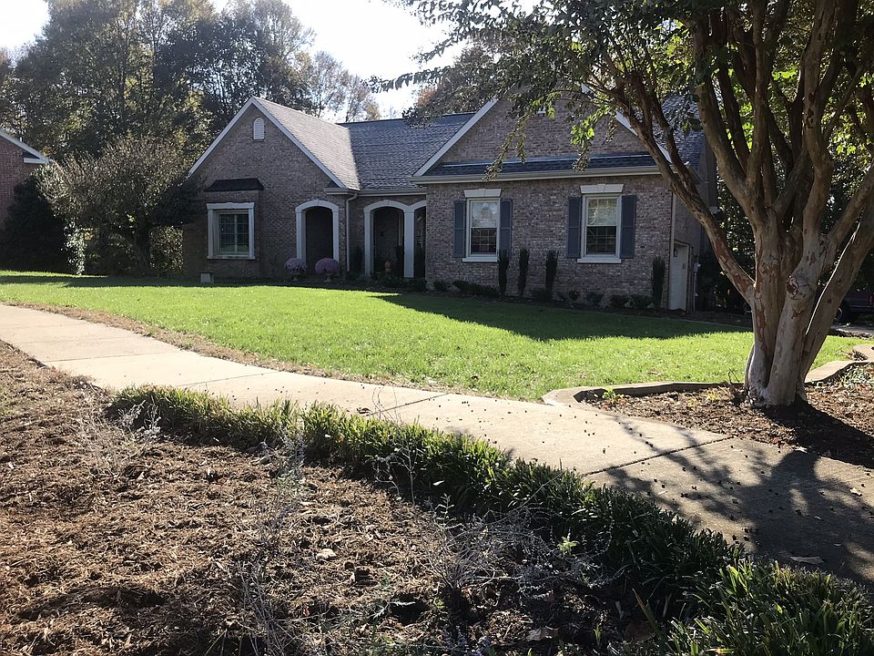 1st image of 167 Archgate Ct