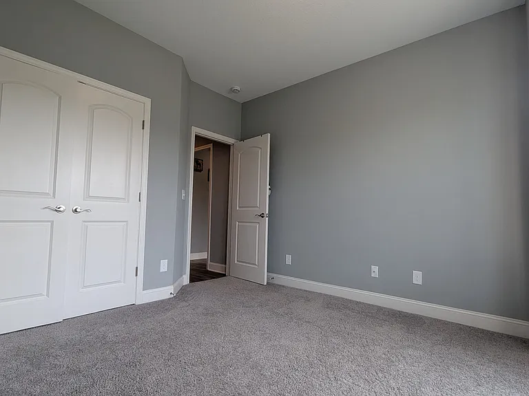 12111 Grand Forks Dr — Photo 22