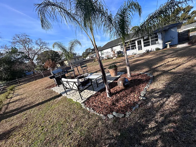 471 Spring Ln — Photo 10