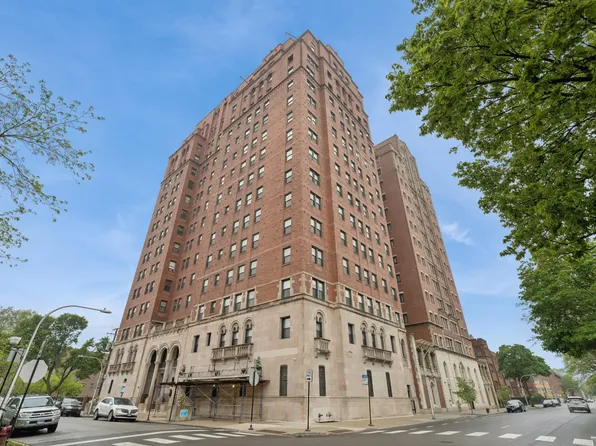 6700 S Crandon Ave APT 7B, Chicago, IL 60649
