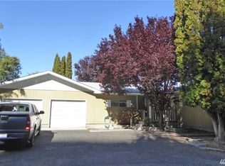 22106 E Cardinal Rd NE, Grand Coulee, WA 99133