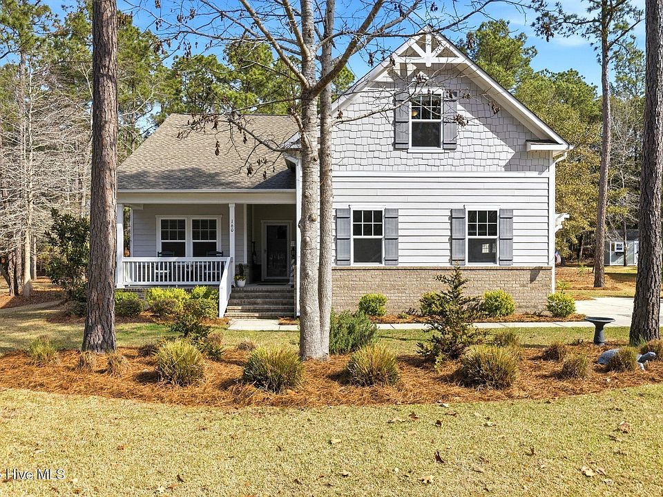 1st image of 160 Lockhaven Drive SE