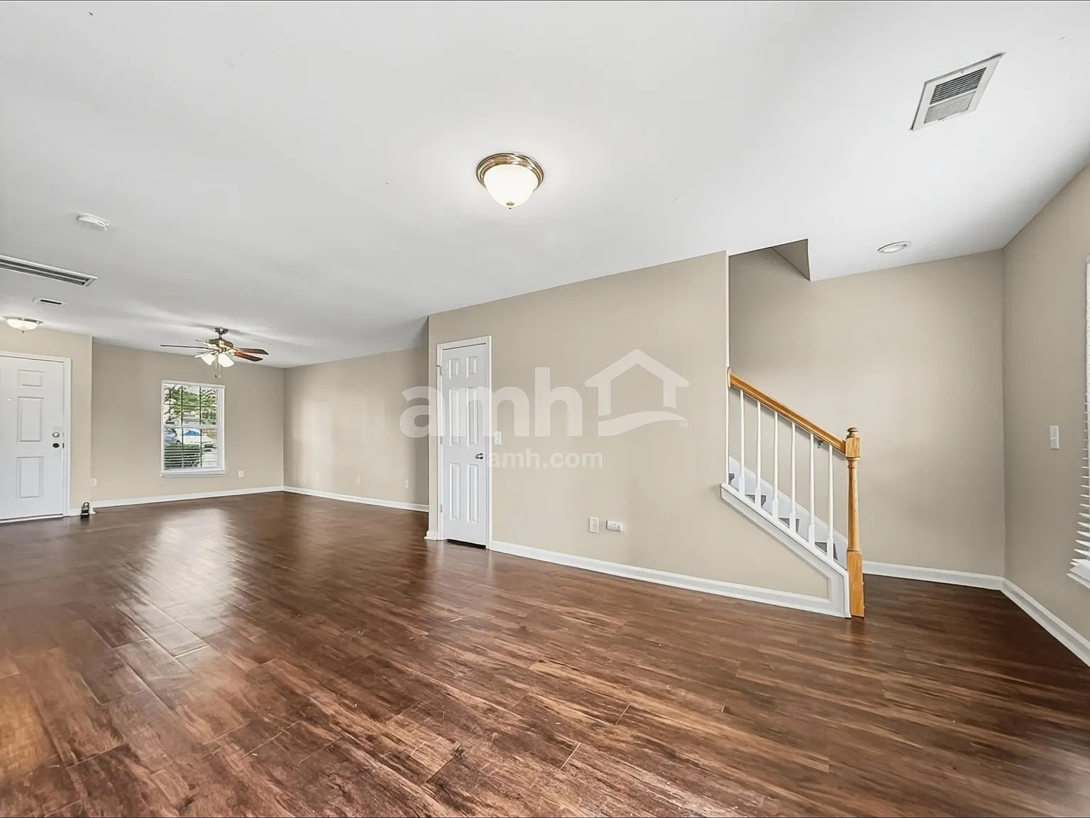 3 bed, 2.5 bath, 1644 sqft, $2,230 — Photo 4