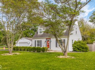 1301 Laurel Dr, Columbus, IN 47203