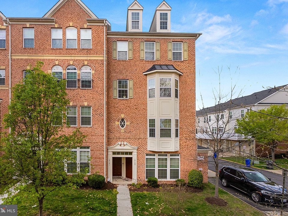 1st image of 15131 Leicestershire St