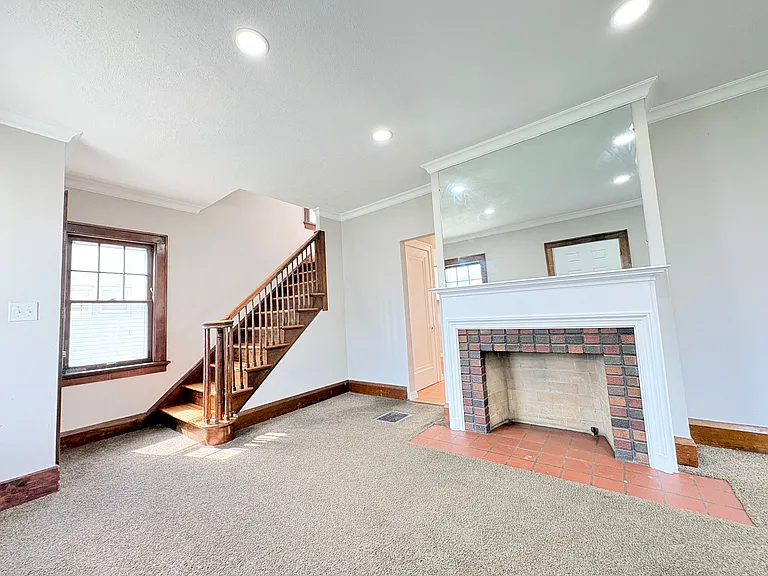 2144 Airport Hwy — Photo 16
