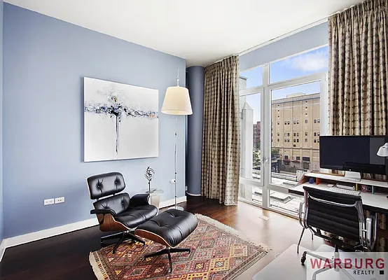 Sold by Warburg | media 10