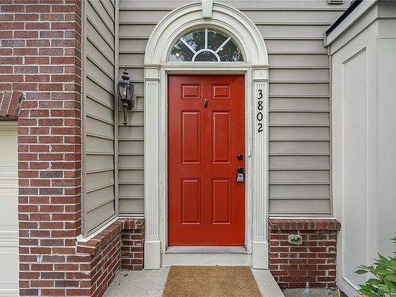 3rd image of 3802 Grant Ave