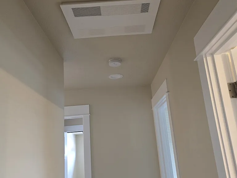 2941 Naples Dr — Photo 16