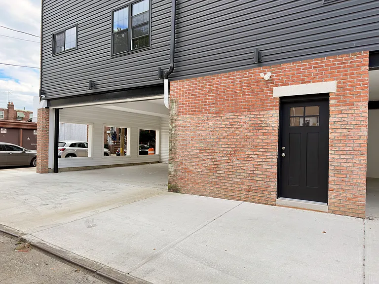 2809 S Warnock St #1 — Photo 3