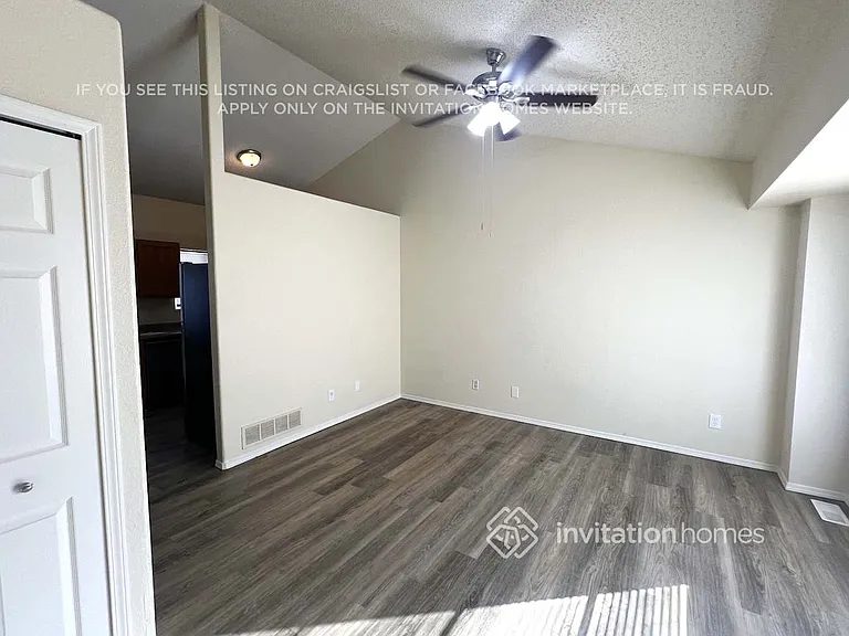 990 Ancestra Dr — Photo 6