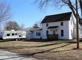302 1st St, Cambridge, IA 50046