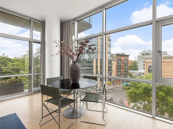 297 Driggs Ave APT 4A, Brooklyn, NY 11222