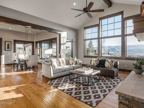 3rd image of 2802 E Bitterbrush Dr
