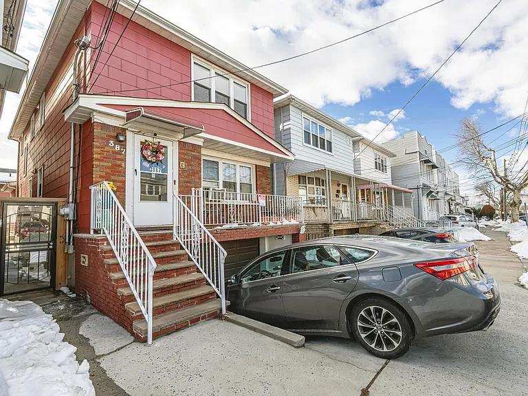 387 Cator Ave #2 — Photo 1