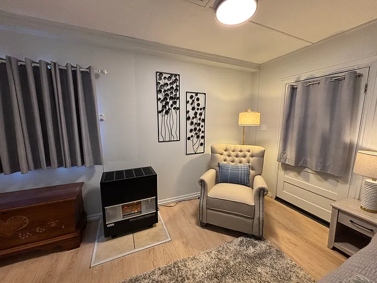 Animosa Dr — Photo 26