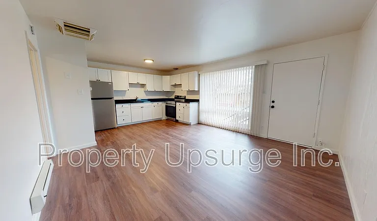 2405 Old Eureka Way #3 — Photo 3