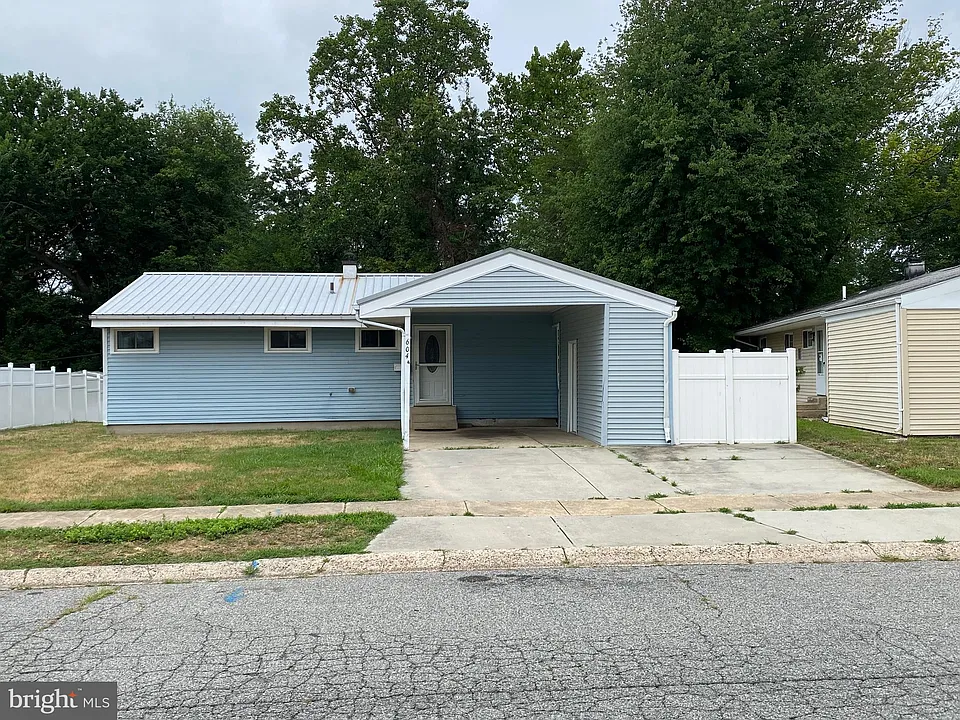 604 River Rd