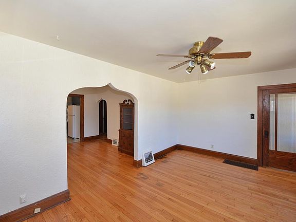 3rd image of 2931 Olive STREET