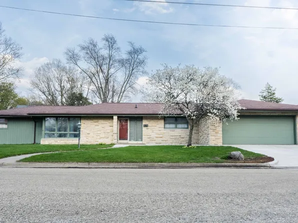 200 S Allen St, Pontiac, IL 61764