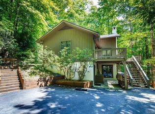 139 Hawthorn Ct, Sapphire, NC 28774