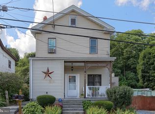 318 Rexmont Rd, Lebanon, PA 17042