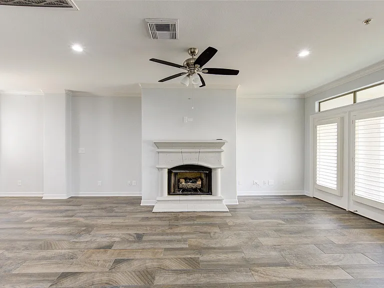 4340 Lake Walk Ct — Photo 9