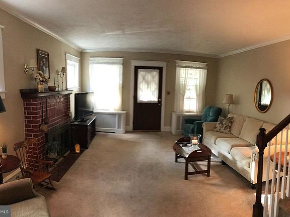 5th image of 7035 Montague St