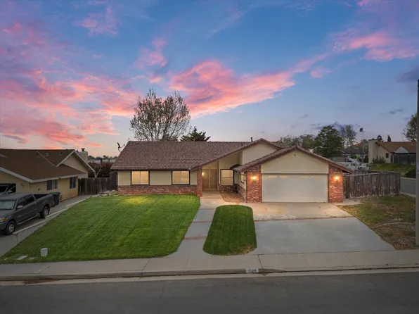 1086 Hickory Ave, Tehachapi, CA 93561