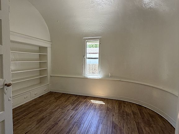 4th image of 1227 12th Ave APT 2