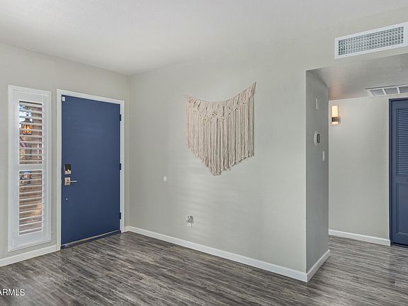 5th image of 2143 E MINTON Drive