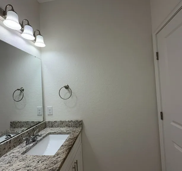 2 W Orange St #102 — Photo 34