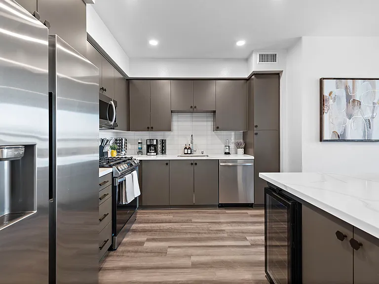 Steely Irvine Cir — Photo 8