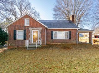 100 2nd Ave NW, Catawba, NC 28609