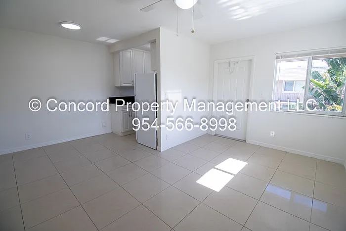 1727 Liberty St #12 — Photo 6