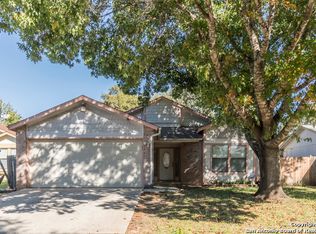 9135 Tree Vlg, San Antonio, TX 78250